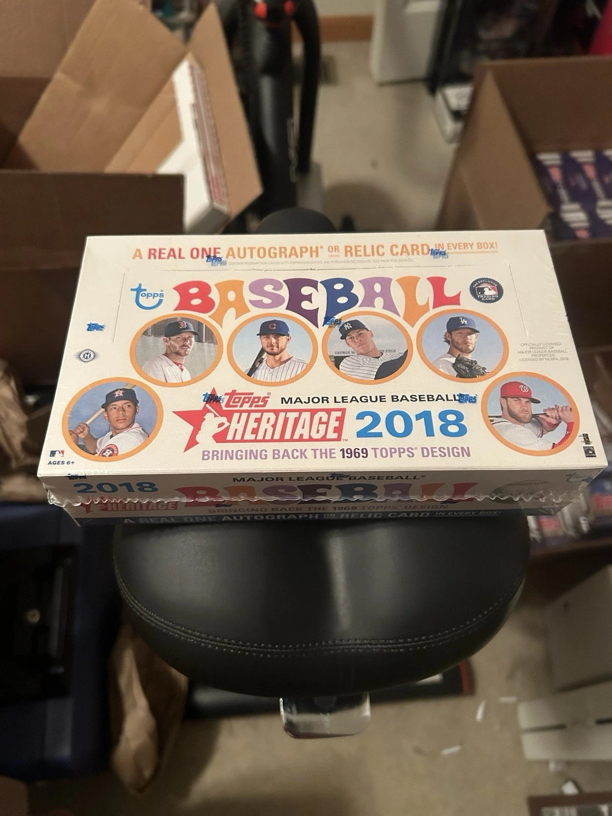 2018 Topps Heritage High Number Box product image