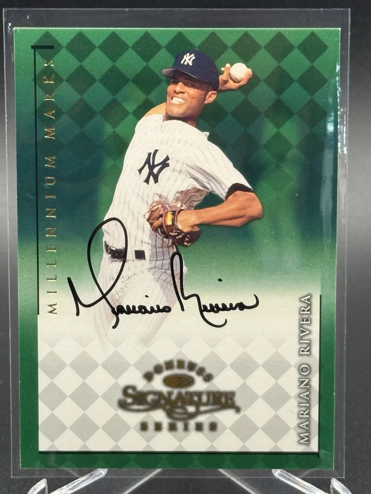 Donruss Signatures 